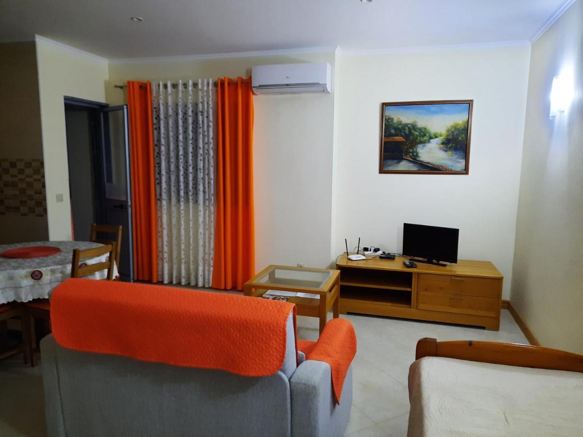 Private Apartament Celestina & Carlos Mindelo Kültér fotó
