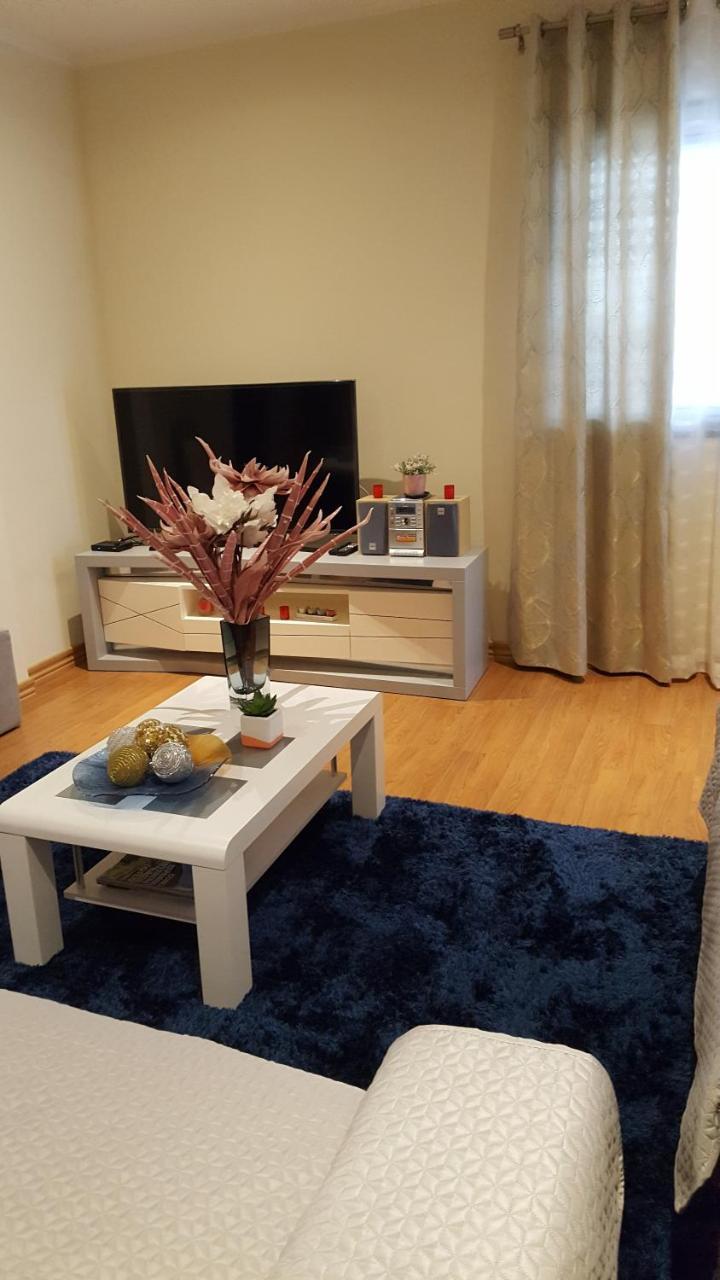 Private Apartament Celestina & Carlos Mindelo Kültér fotó