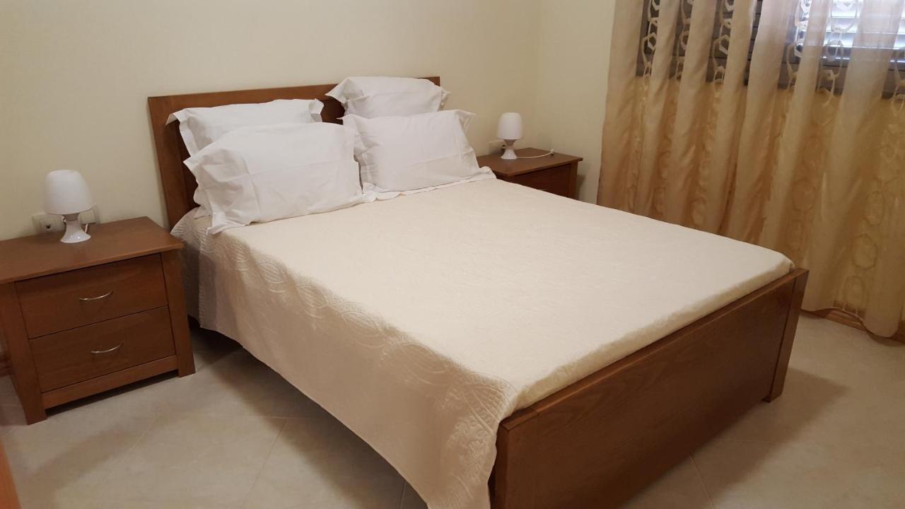 Private Apartament Celestina & Carlos Mindelo Kültér fotó