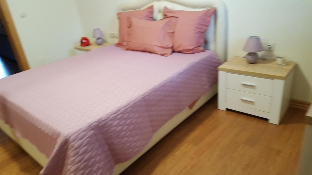 Private Apartament Celestina & Carlos Mindelo Kültér fotó