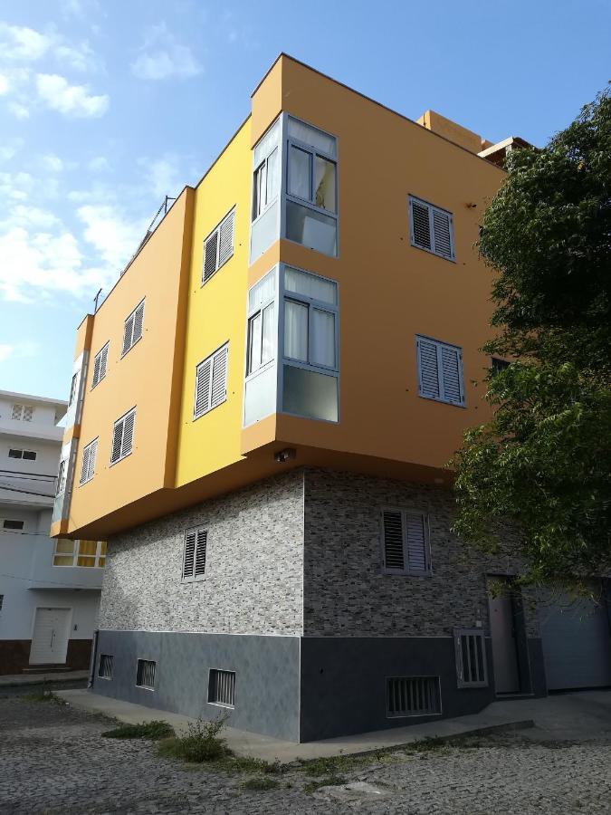 Private Apartament Celestina & Carlos Mindelo Kültér fotó